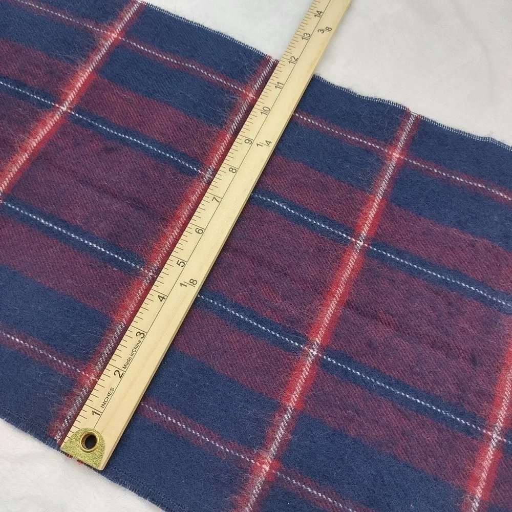AUSTRALIAN WOOL VINTAGE NAVY BLUE AND RED 100% IMPORTED WOOL SCARF 12×50 UNISEX